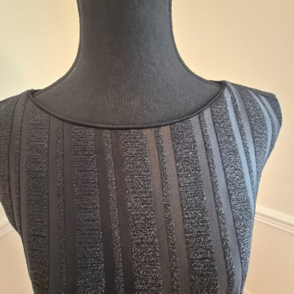 Anne Klein Black Dress with Silver Metallic Thread, Size 4 - Picture 4 of 14